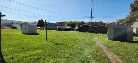Exterior - 116 Whyle Row, Latrobe, PA 15650 photo 1 of 3