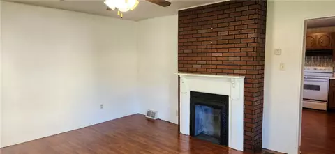 Living - 116 Whyle Row, Latrobe, PA 15650 photo 1 of 2