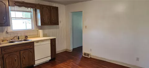 Entry Way - 116 Whyle Row, Latrobe, PA 15650 photo 1 of 1