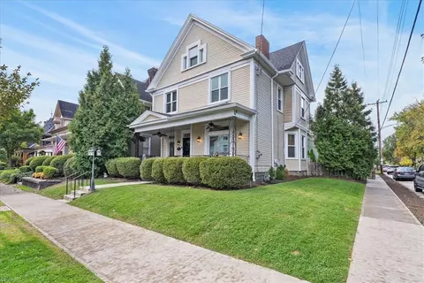 311 Eastern Ave, Pittsburgh, PA 15215