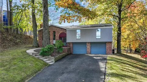 209 Weaver Dr, Glenshaw, PA 15116