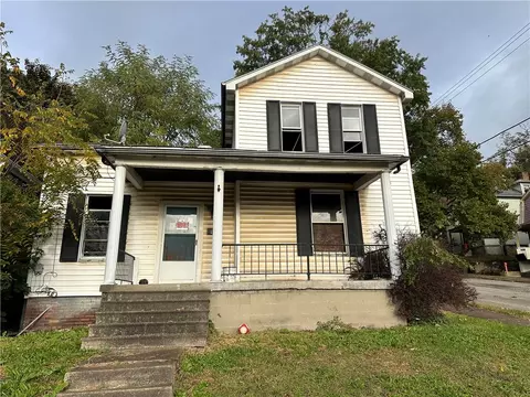 927 4th Ave, Beaver Falls, PA 15010