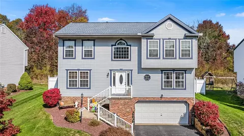 507 Overhead Dr, Coraopolis, PA 15108