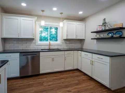 1038 Temple Rd, Monaca, PA 15061 photo 8