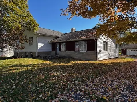 805 W George St, Carmichaels, PA 15320