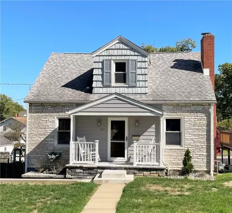 817 W Grant St, Houston, PA 15342