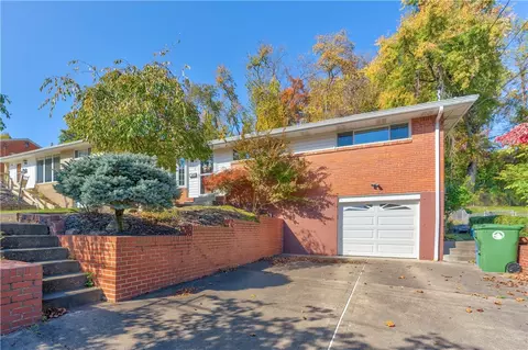 552 Glen Shannon Dr, Pittsburgh, PA 15234