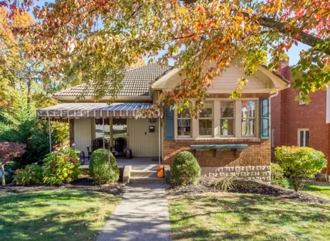 351 Jonquil Pl, Pittsburgh, PA 15228