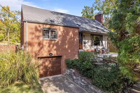 616 Scrubgrass Rd, Pittsburgh, PA 15243