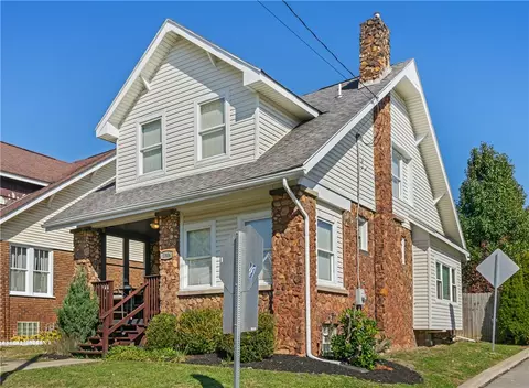 1006 California Ave, Natrona Heights, PA 15065