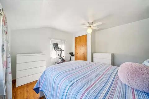 Bedroom - 32 Corbett Ave, Irwin, PA 15642 photo 4 of 5