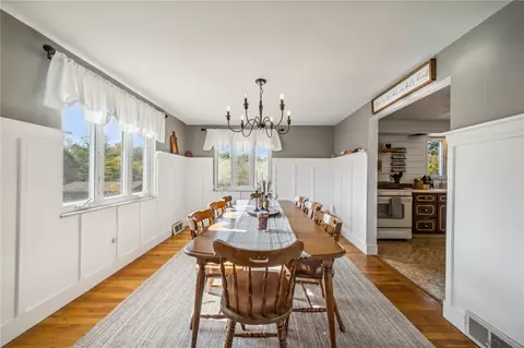 Dining - 32 Corbett Ave, Irwin, PA 15642 photo 2 of 2