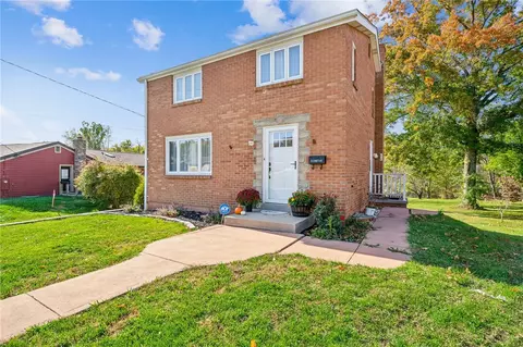 32 Corbett Ave, Irwin, PA 15642
