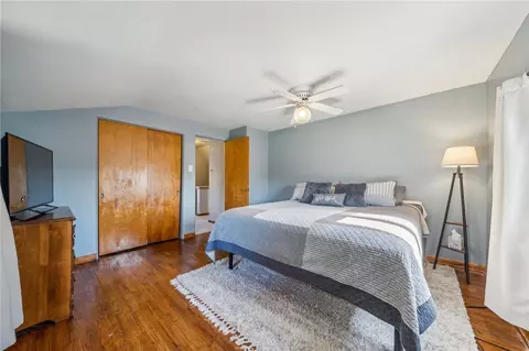 Bedroom - 32 Corbett Ave, Irwin, PA 15642 photo 2 of 5