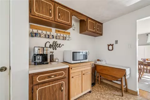 Kitchen - 32 Corbett Ave, Irwin, PA 15642 photo 2 of 6