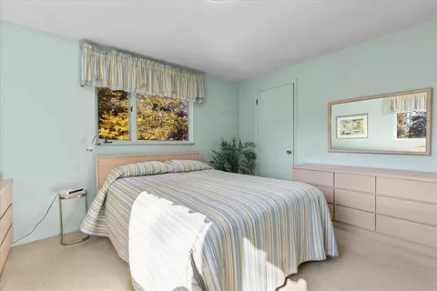 Bedroom - 2380 Willow Dr, North Huntingdon, PA 15642 photo 2 of 4