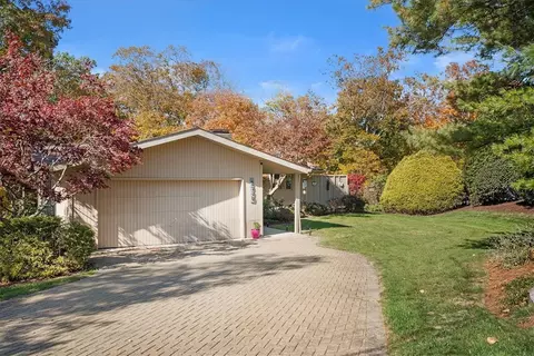 Exterior - 2380 Willow Dr, North Huntingdon, PA 15642 photo 3 of 18