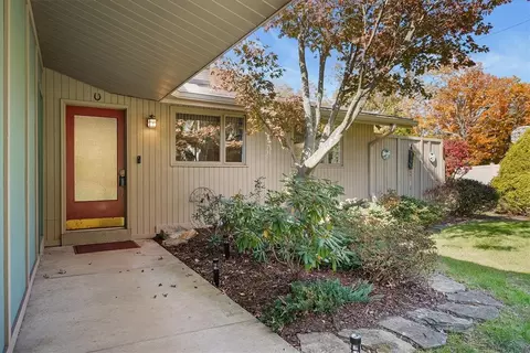 Exterior - 2380 Willow Dr, North Huntingdon, PA 15642 photo 7 of 18