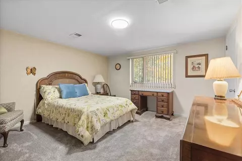Bedroom - 2380 Willow Dr, North Huntingdon, PA 15642 photo 4 of 4