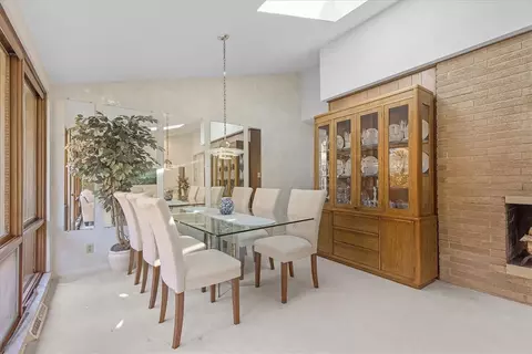 Dining - 2380 Willow Dr, North Huntingdon, PA 15642 photo 3 of 5