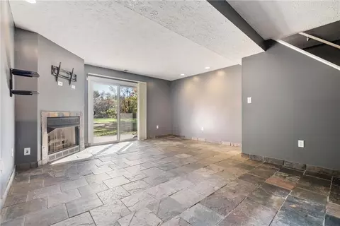 405 Brookside Ct, Seven Fields, PA 16046 photo 34