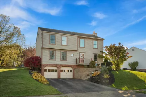 174 Woodbine Dr, Cranberry Township, PA 16066