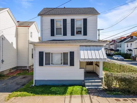 108 Dewey St, Etna, PA 15223