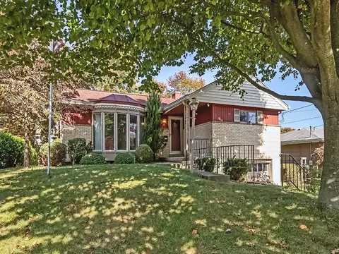 2733 Hastings Dr, New Kensington, PA 15068