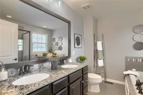 Bath - 1204 Pointe View Dr, Mars, PA 16046 photo 2 of 6
