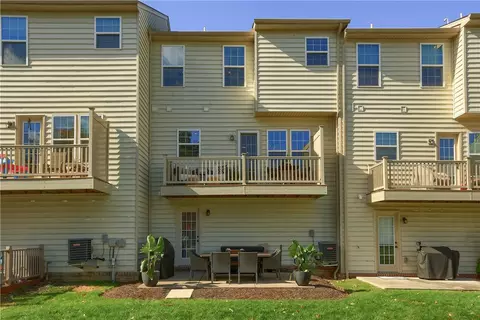 Exterior - 1204 Pointe View Dr, Mars, PA 16046 photo 8 of 9