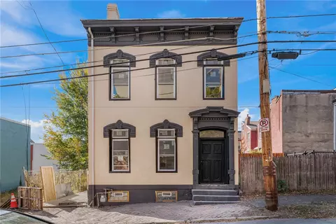 1327 Reddour St, Pittsburgh, PA 15212