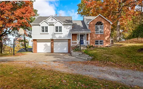 210 Pittview Rd, Pittsburgh, PA 15237