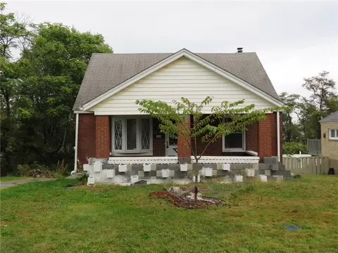 186 Central Ave, North Versailles, PA 15137