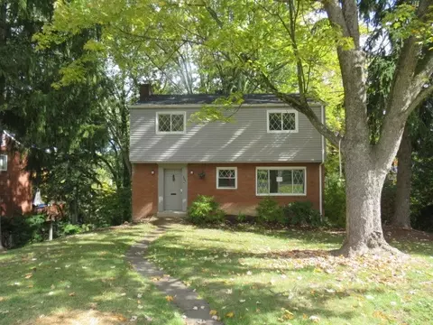 406 Long Dr, Pittsburgh, PA 15241