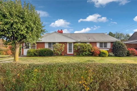 161 Mountain View Pl, North Huntingdon, PA 15642