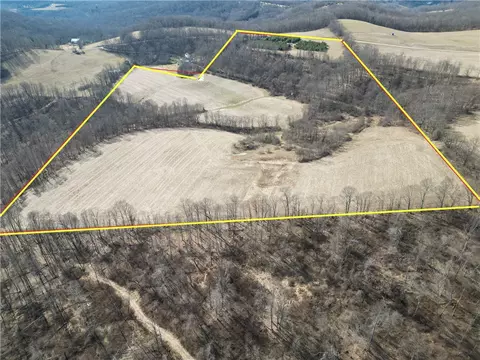 000 Lantz Rd, Punxsutawney, PA 15767