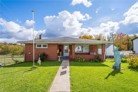 530 Eldersville Rd, Burgettstown, PA 15021