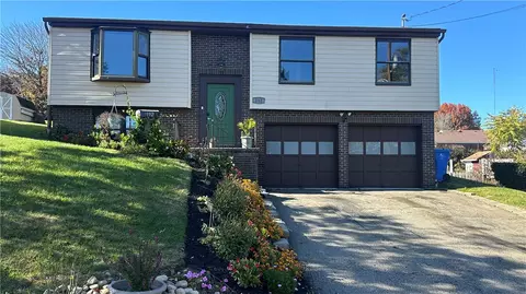 112 Eastern Dr, New Kensington, PA 15068