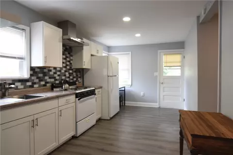 Kitchen - 314 Longfellow, Vandergrift, PA 15690 photo 1 of 2