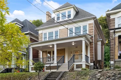 705 Chislett St, Pittsburgh, PA 15206