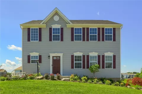 5 Equestrian Dr, Imperial, PA 15126