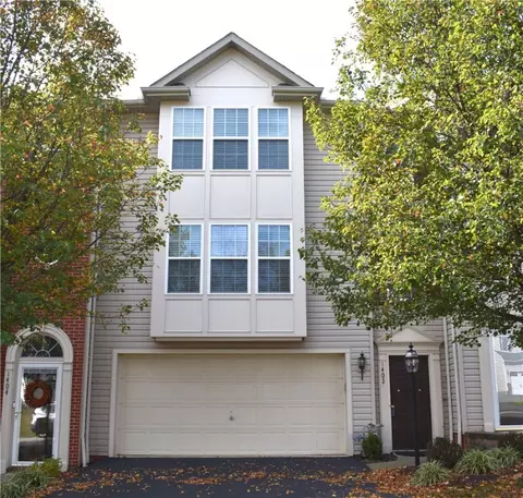 1402 Towervue Dr, Pittsburgh, PA 15227