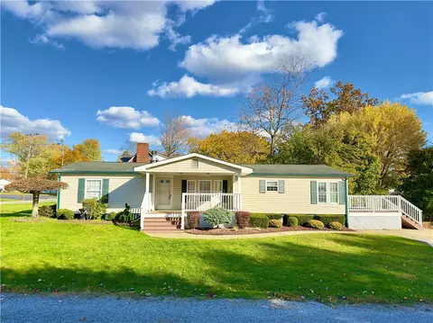 15 W Euclid Ave, New Castle, PA 16105