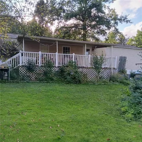 7224 W Market St #1, Mercer, PA 16137