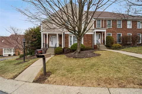406 Royal Ct, Pittsburgh, PA 15234