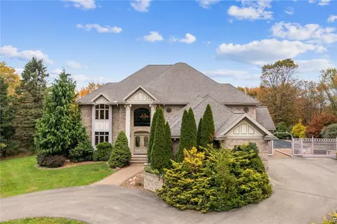 180 Green Brae, Kittanning, PA 16201