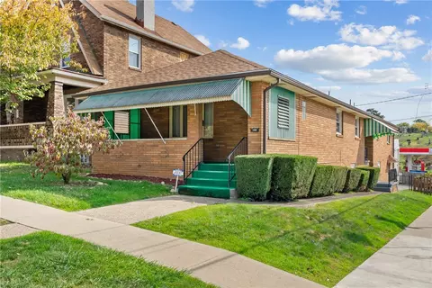 100 E 21st Ave, Homestead, PA 15120