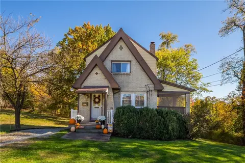 1000 Braddock Rd, Pittsburgh, PA 15221