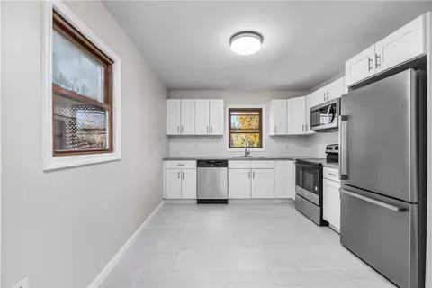 Kitchen - 2706 Front St, Monaca, PA 15061 photo 2 of 3