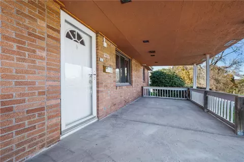 Exterior - 2706 Front St, Monaca, PA 15061 photo 5 of 7